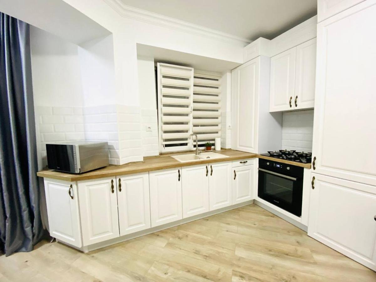 Central Eco View Apartment Chisinau Bagian luar foto