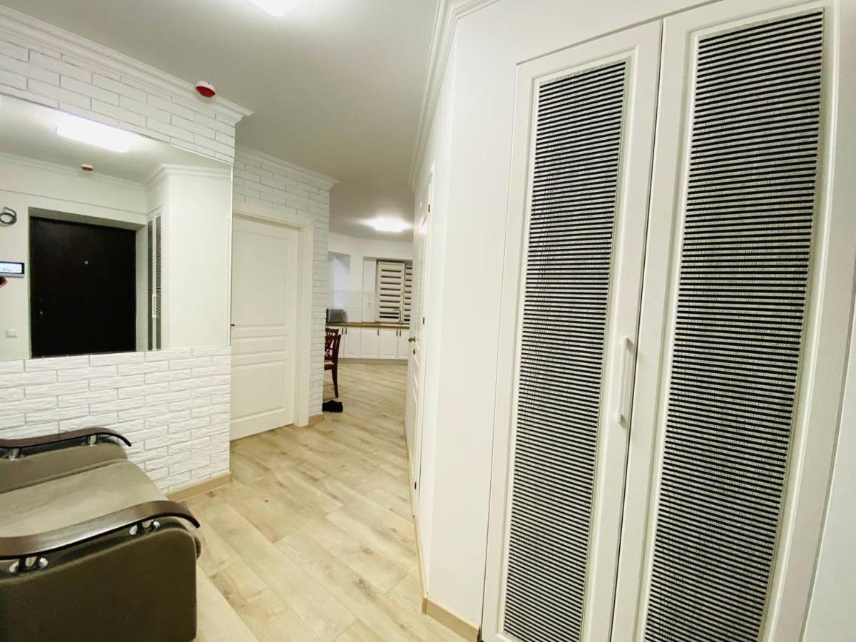 Central Eco View Apartment Chisinau Bagian luar foto