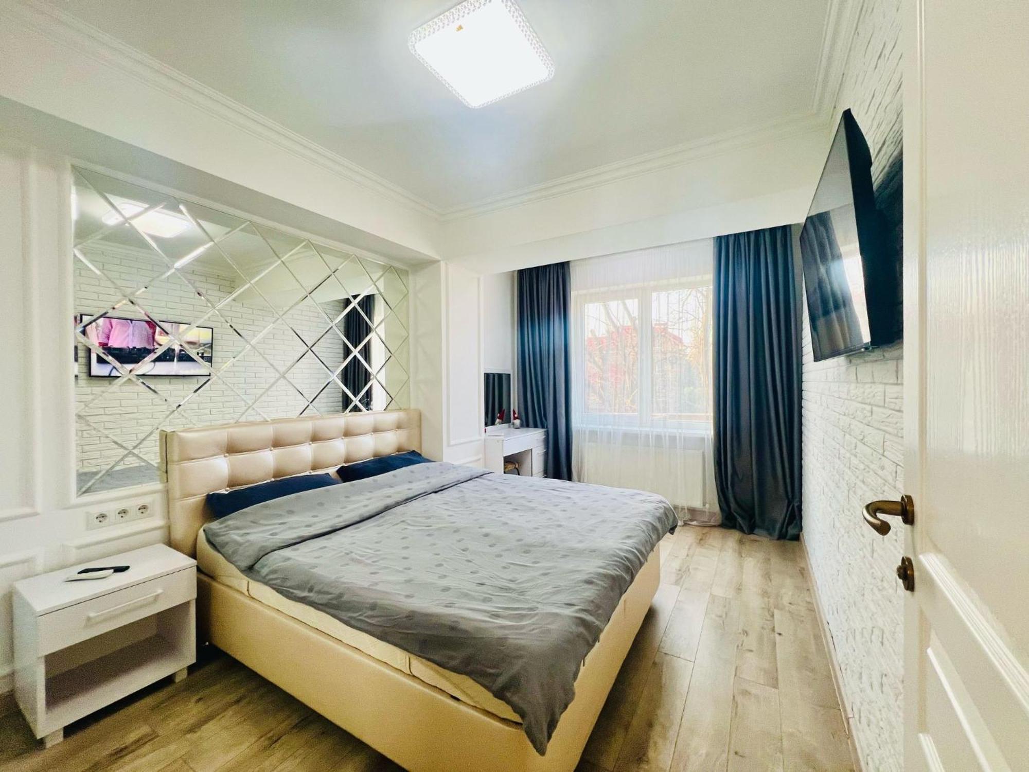 Central Eco View Apartment Chisinau Bagian luar foto