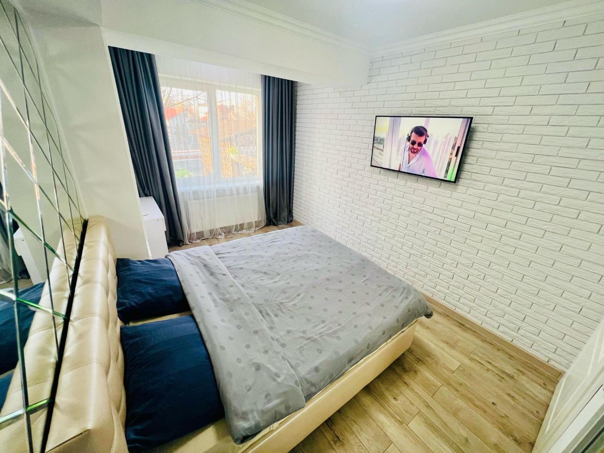 Central Eco View Apartment Chisinau Bagian luar foto